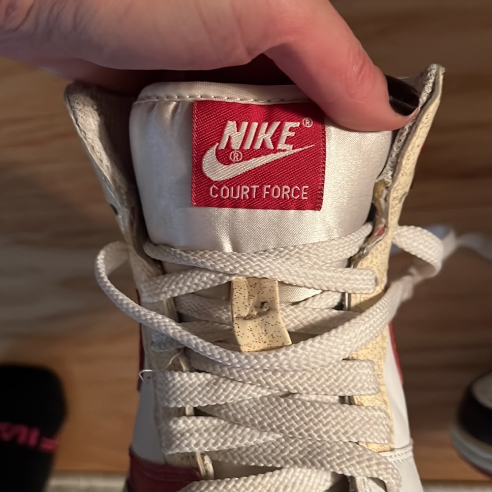 shoes - Picture 6 of 6